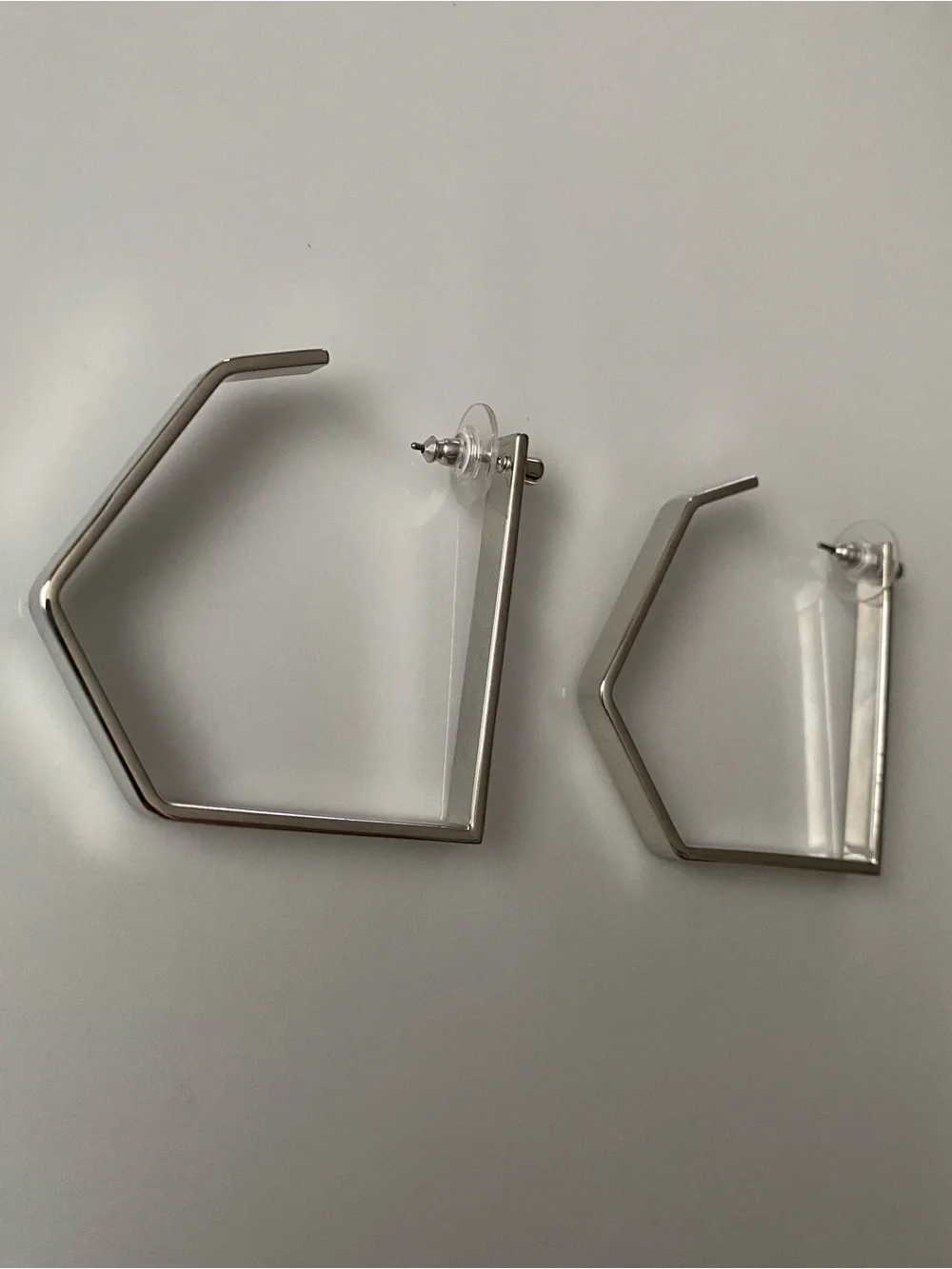 N/A sleek silver